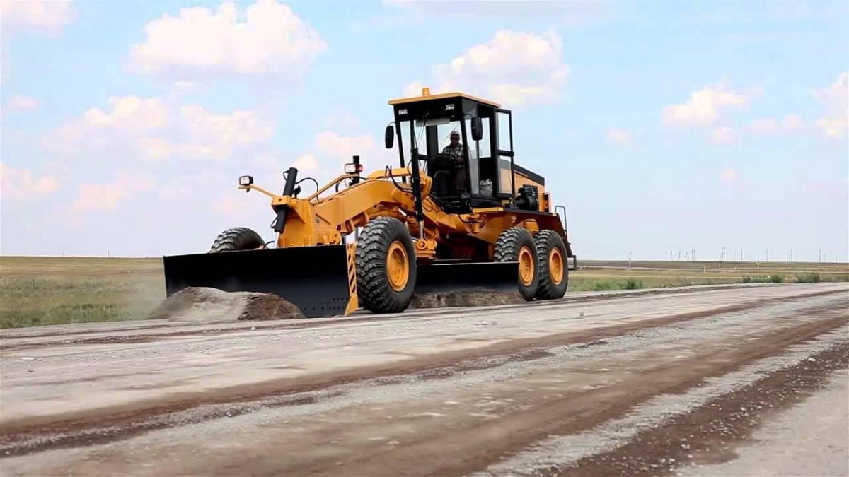 Машинист автогрейдера дз98