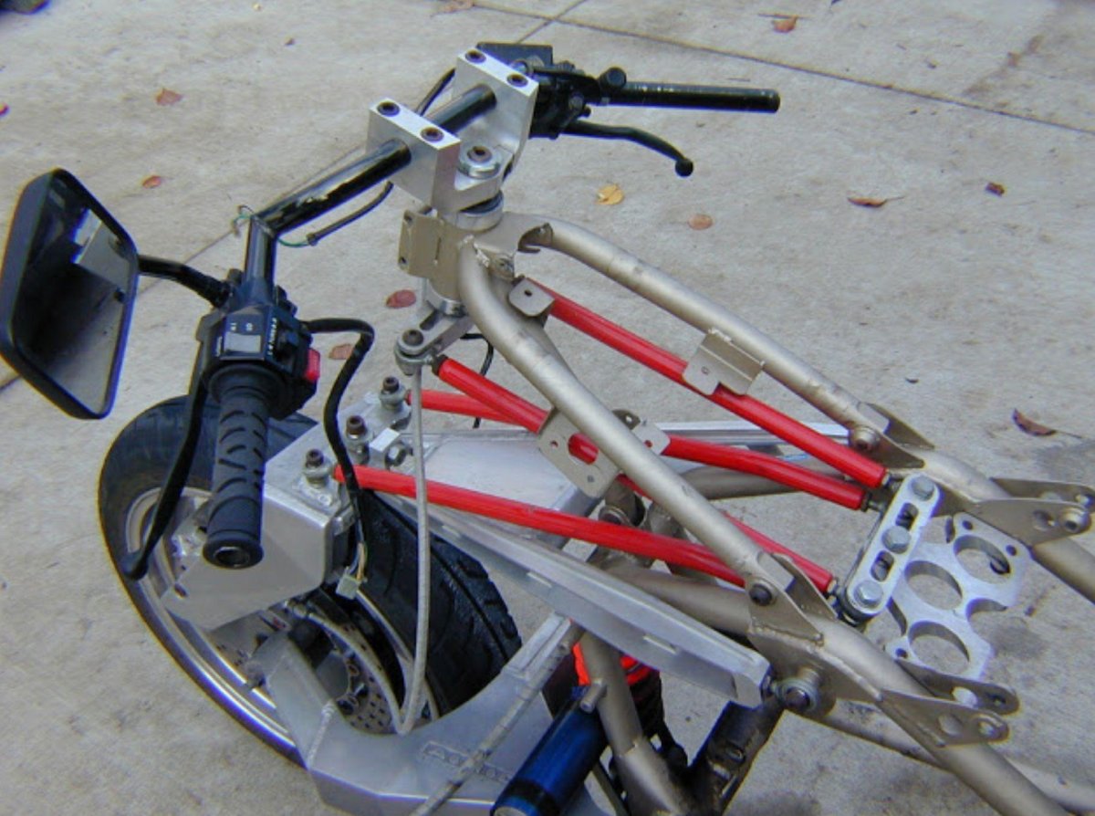 Рычажная подвеска велосипеда