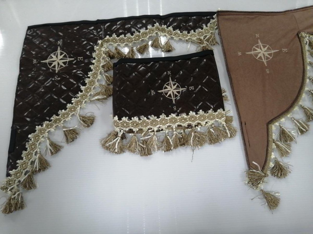 Ламбрекен на лобовое стекло грузовика