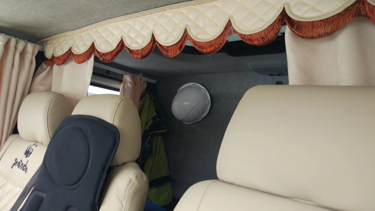 КАМАЗ 5490 шторки в кабину