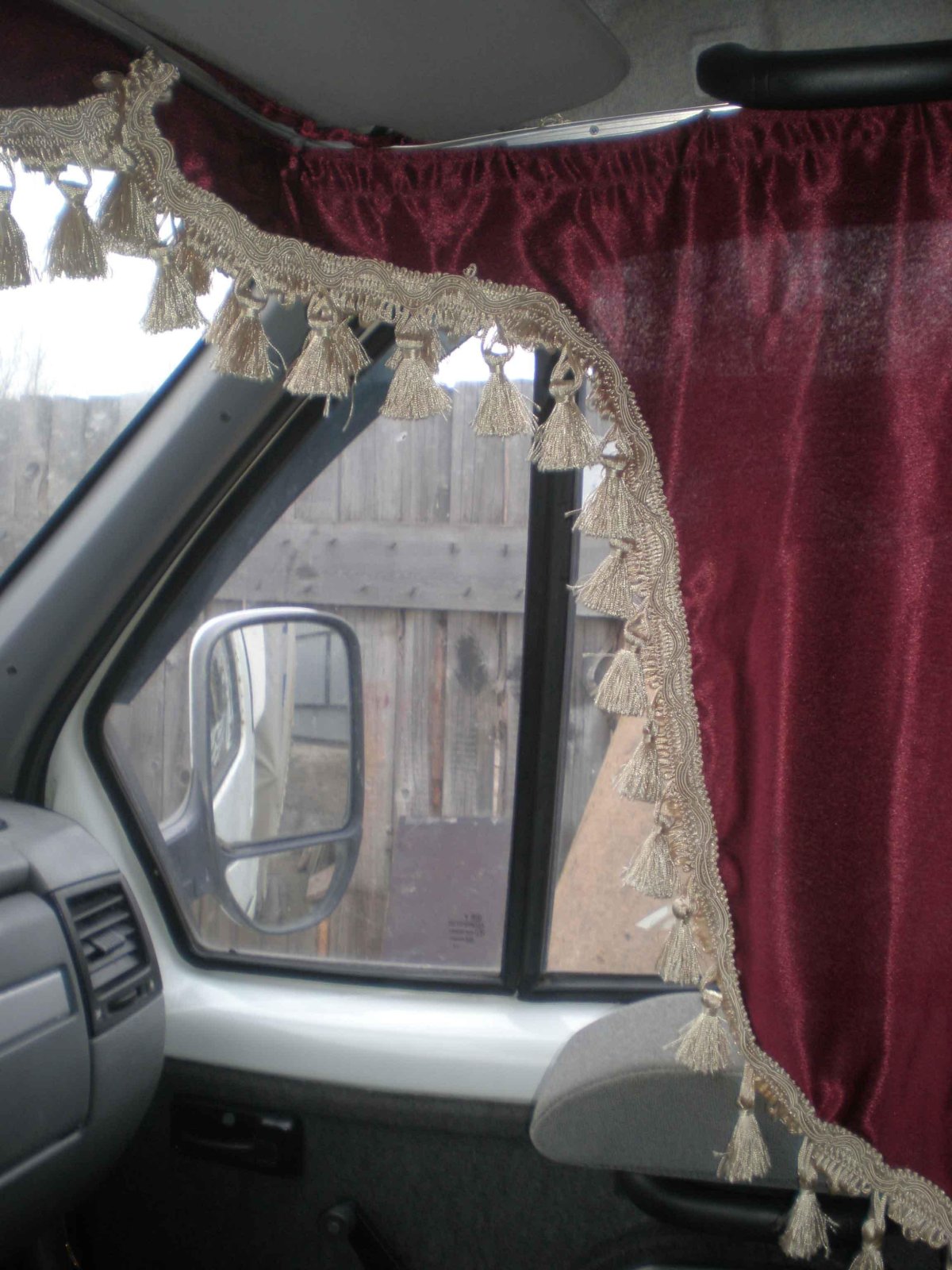 Шторки на лобовое стекло ГАЗ 3302