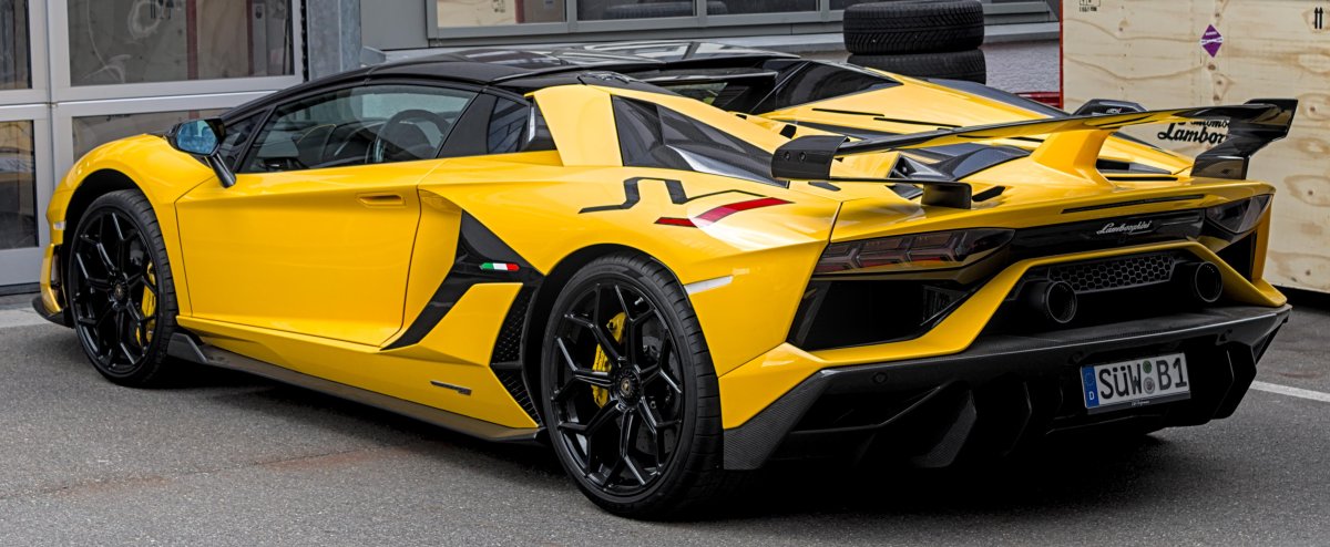 Aventador SVJ Roadster