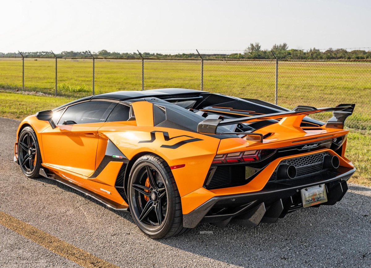 Lamborghini Aventador SVJ 2023