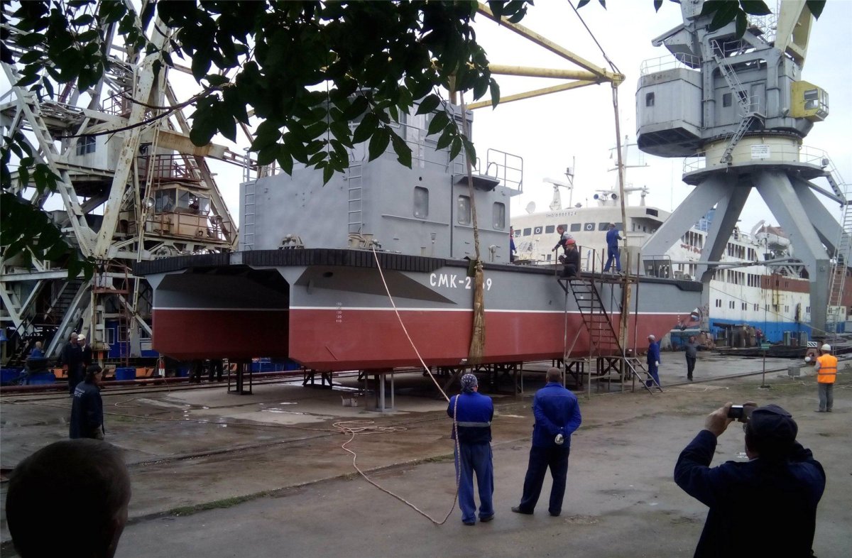 Судостроение и кораблестроение разница