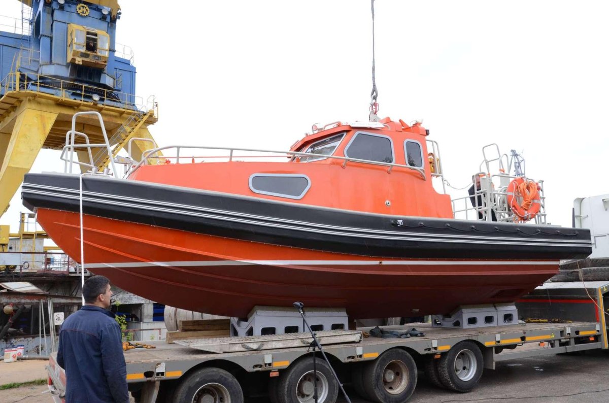 Катер Катран 460