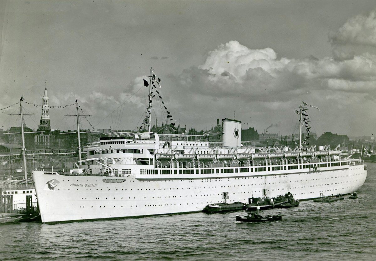 Лайнер Вильгельм Густлофф