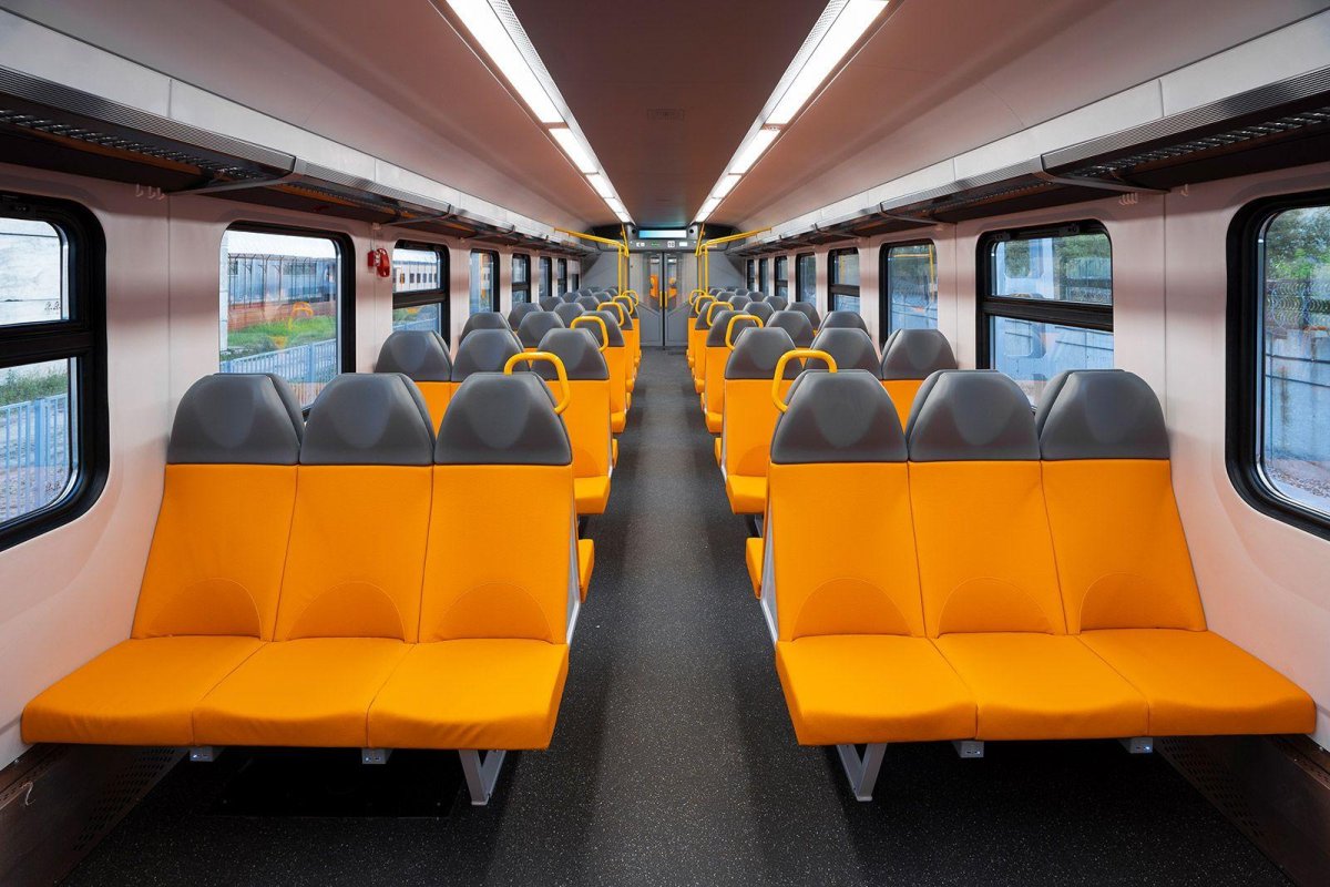 Японские поезда внутри