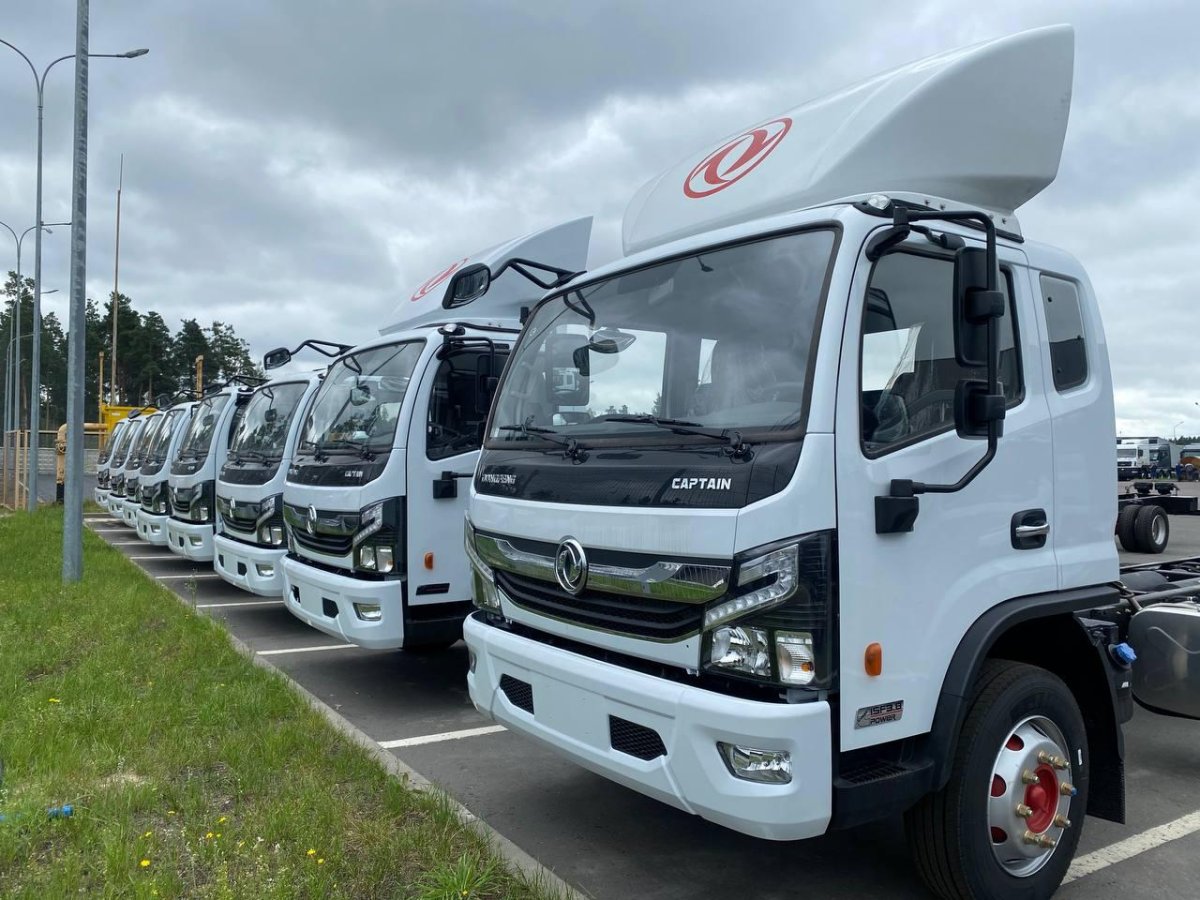 Грузовик «Dongfeng» eq240