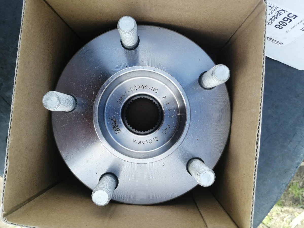 Ступица Форд фокус 2 передняя