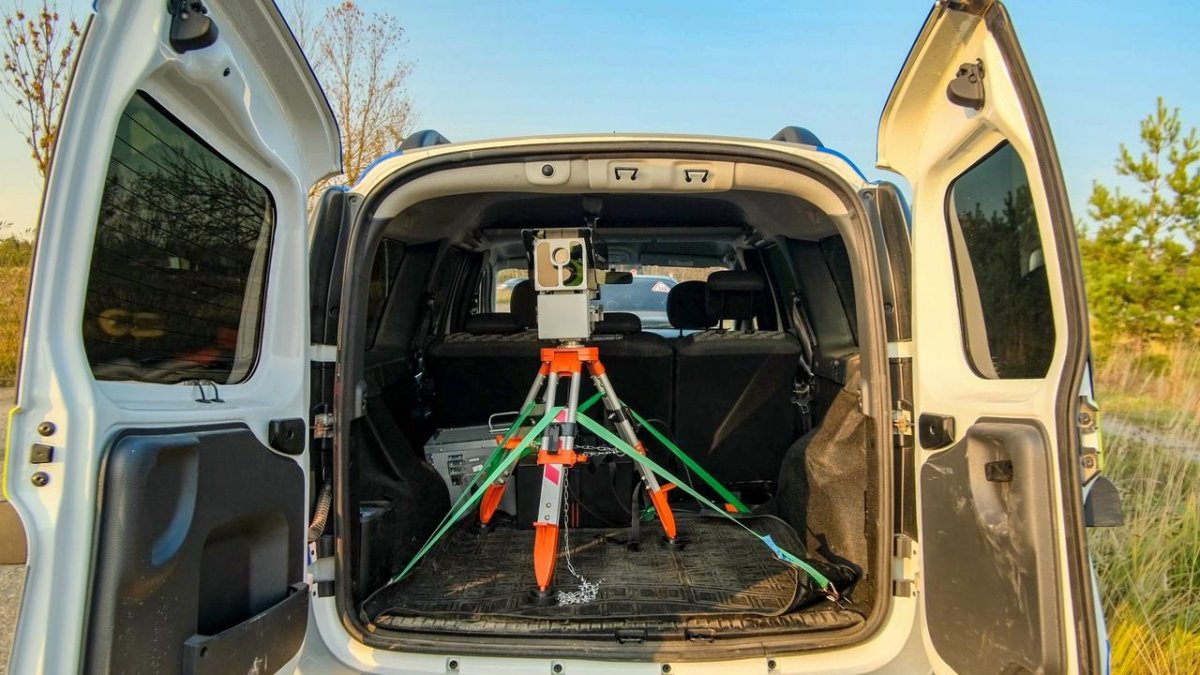 Кордон.про м в автомобиле