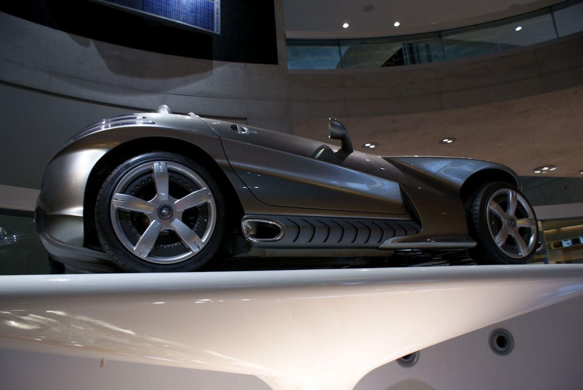 Mercedes f400 Carving