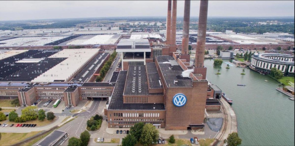 Завод Фольксваген в Германии Вольфсбург