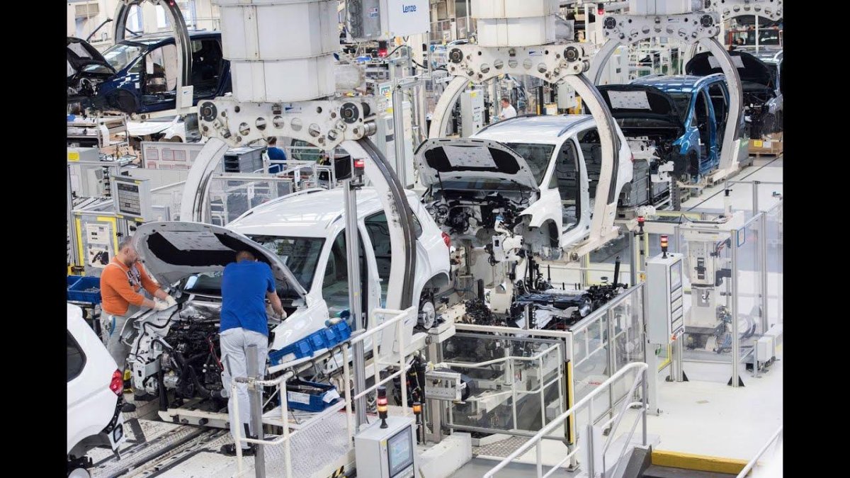 Завод Фольксваген в Германии Вольфсбург