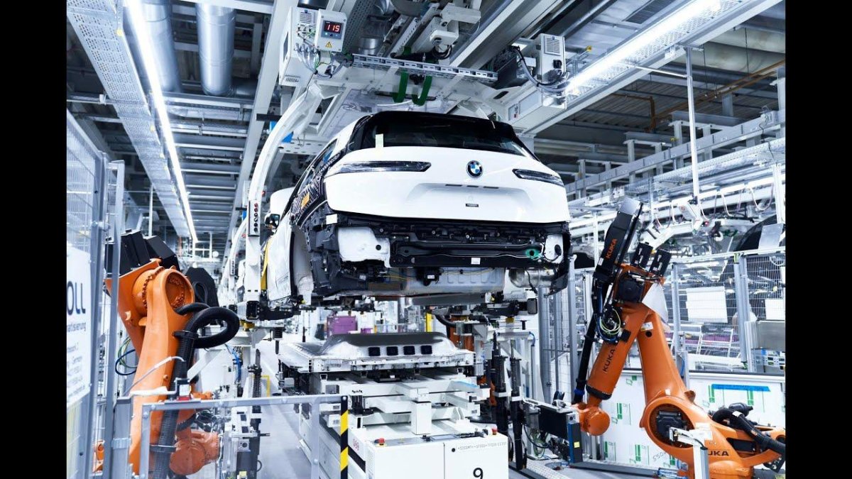 Завод БМВ В Баварии