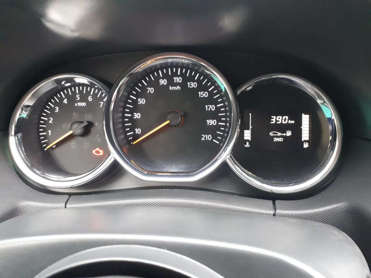 Приборная панель Дастер 2