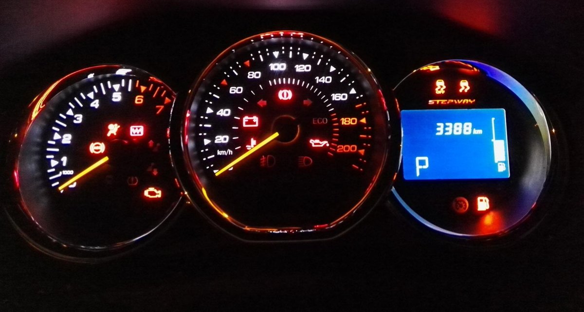 Индикатор приборки Renault Sandero 2