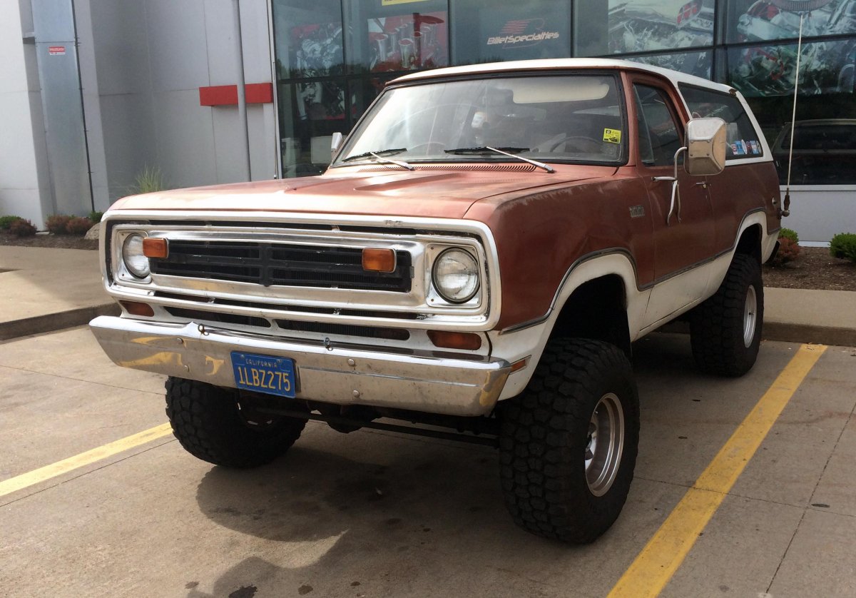 Plymouth Trail Duster
