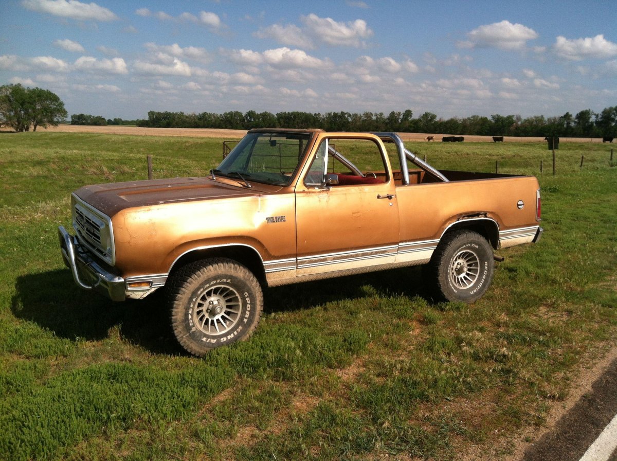 Dodge Ramcharger 1976