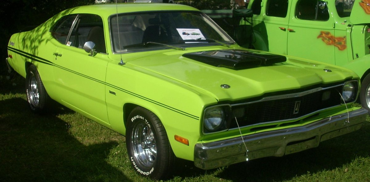 Plymouth Duster 1975