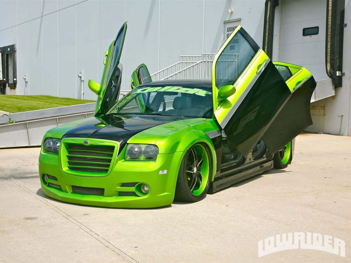 Chrysler 300c Lambo Doors