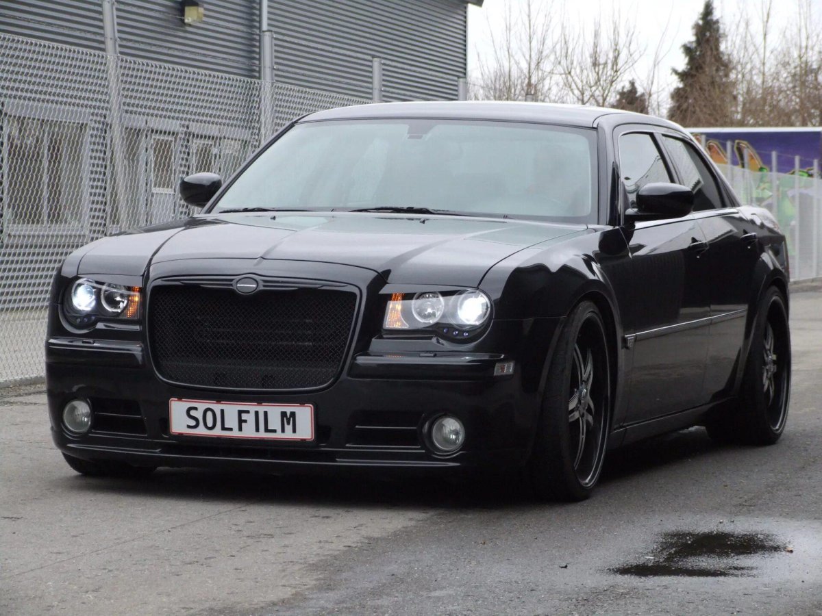Крайслер 300с srt8