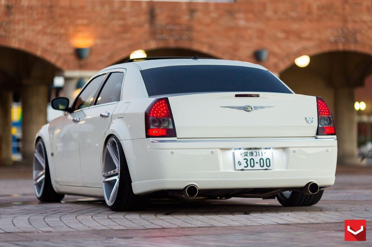 Chrysler 300c Wheels