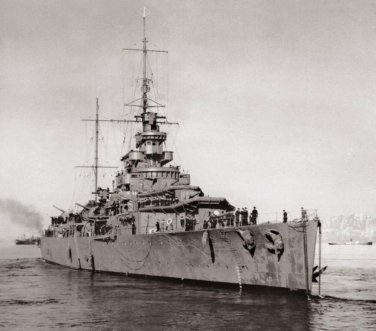 Британский крейсер Хоук