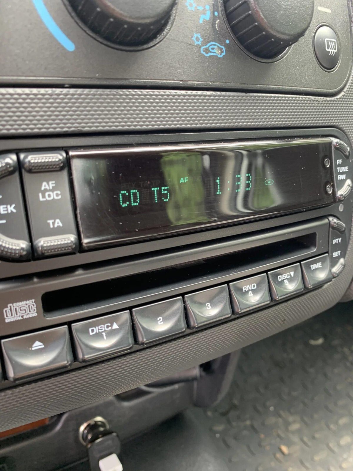 Магнитола ГАЗ Волга Сайбер