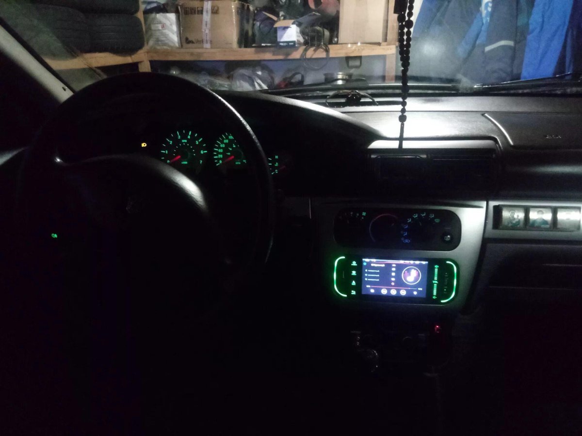 Волга Сайбер установка 2din