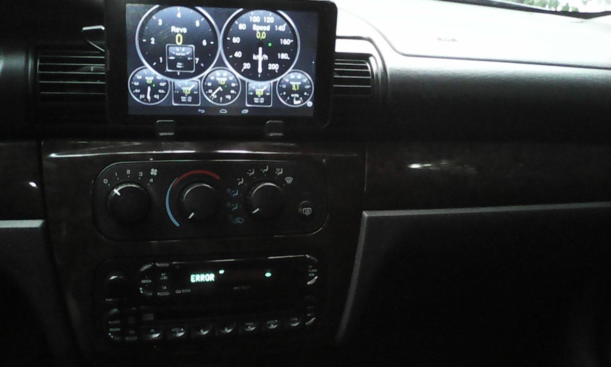 2 Din магнитола на Волгу Сайбер