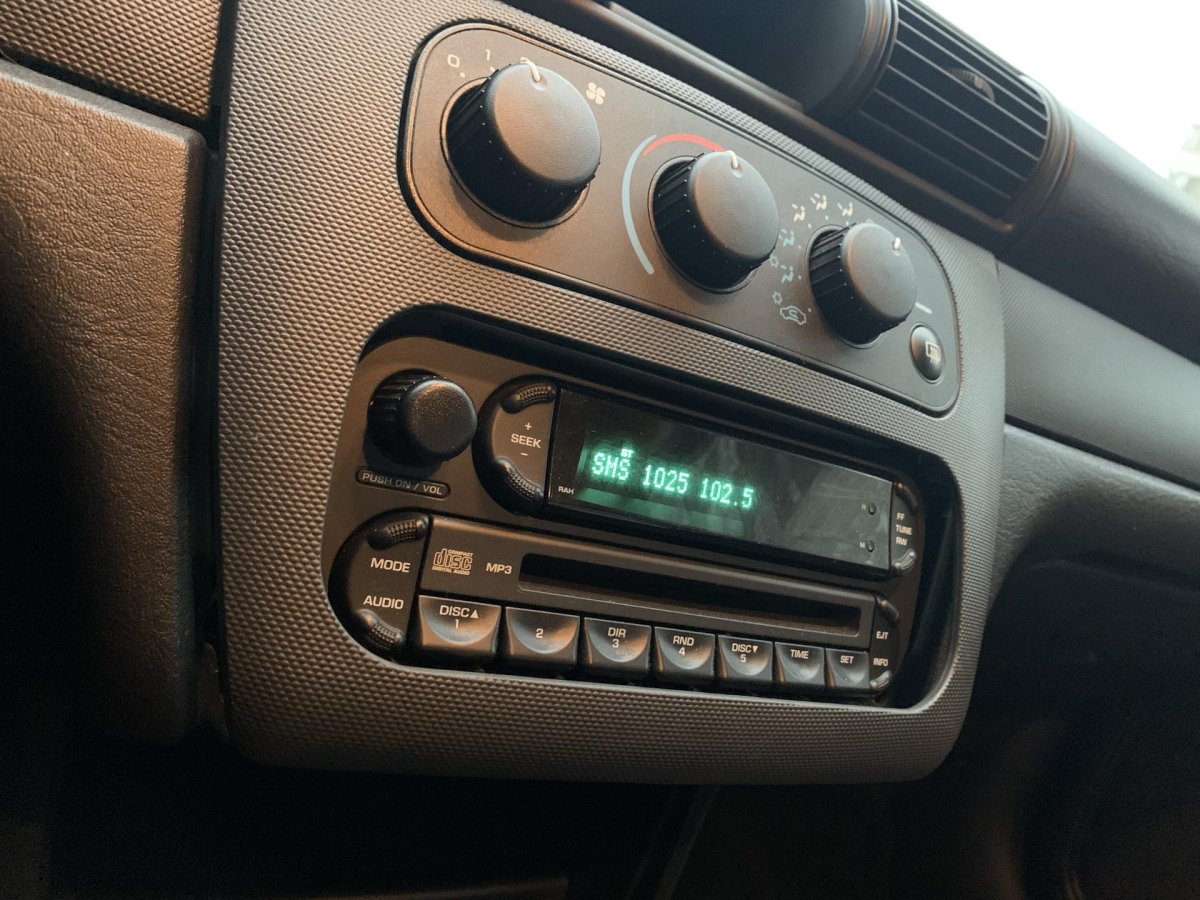 Штатная магнитола Сайбер