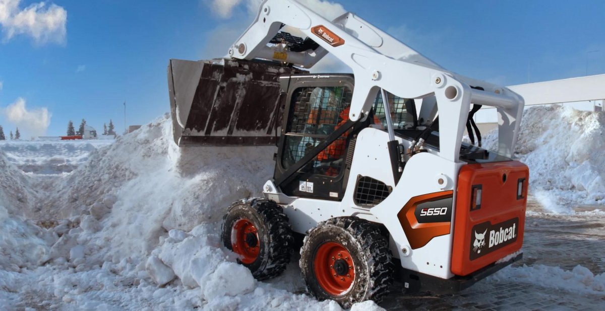 Мини-погрузчик Bobcat s650