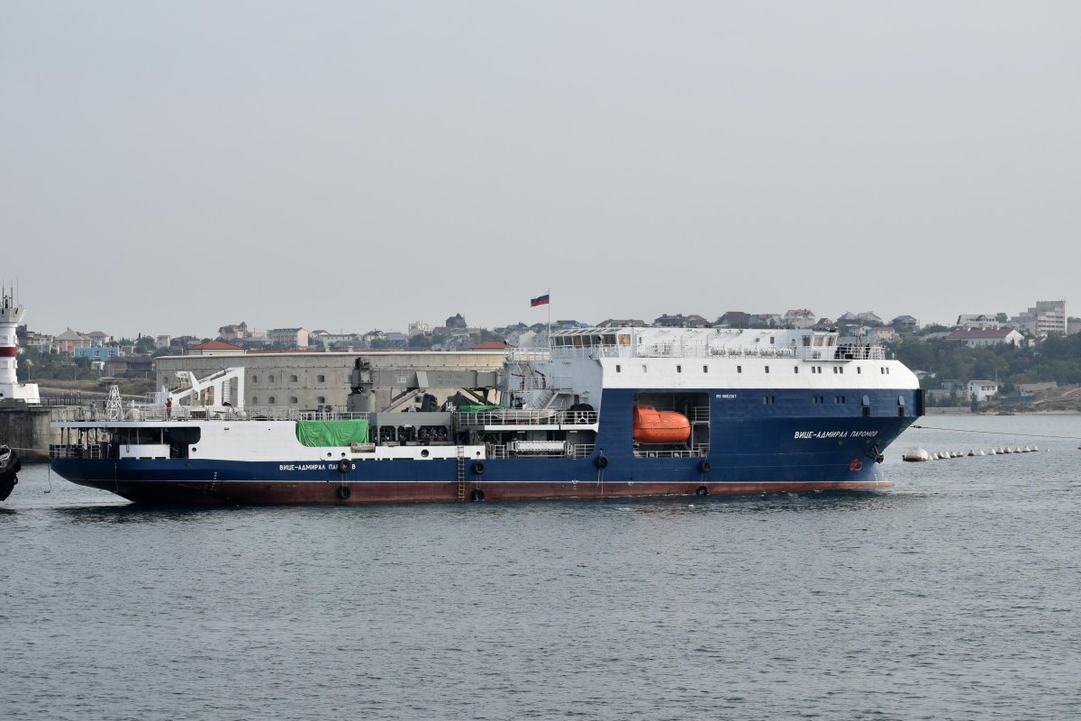 03182 Танкер Михаил Барсков