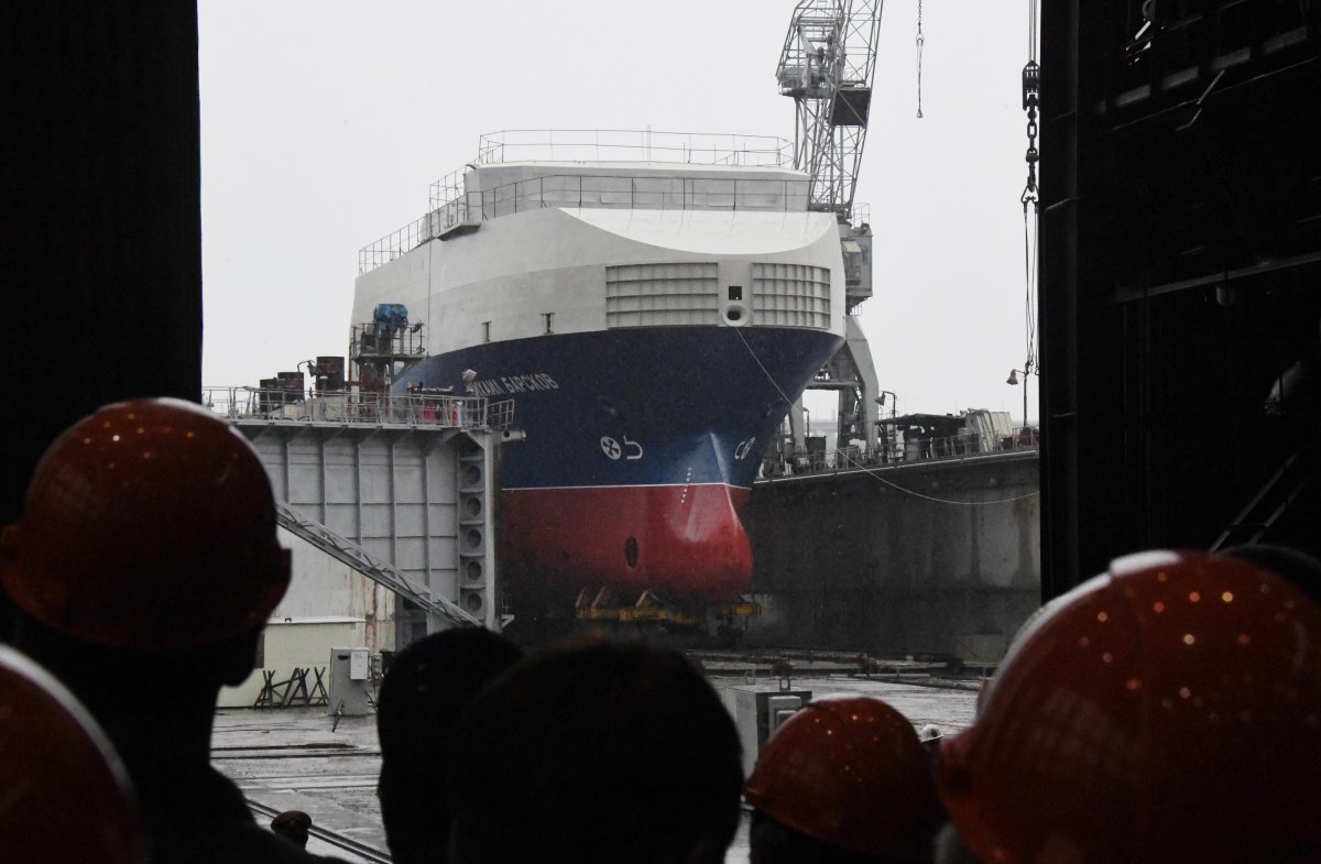 Танкер Михаил Барсков проекта 03182