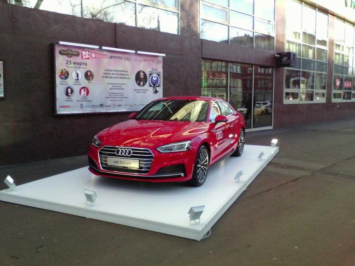 Подиум для автомобиля