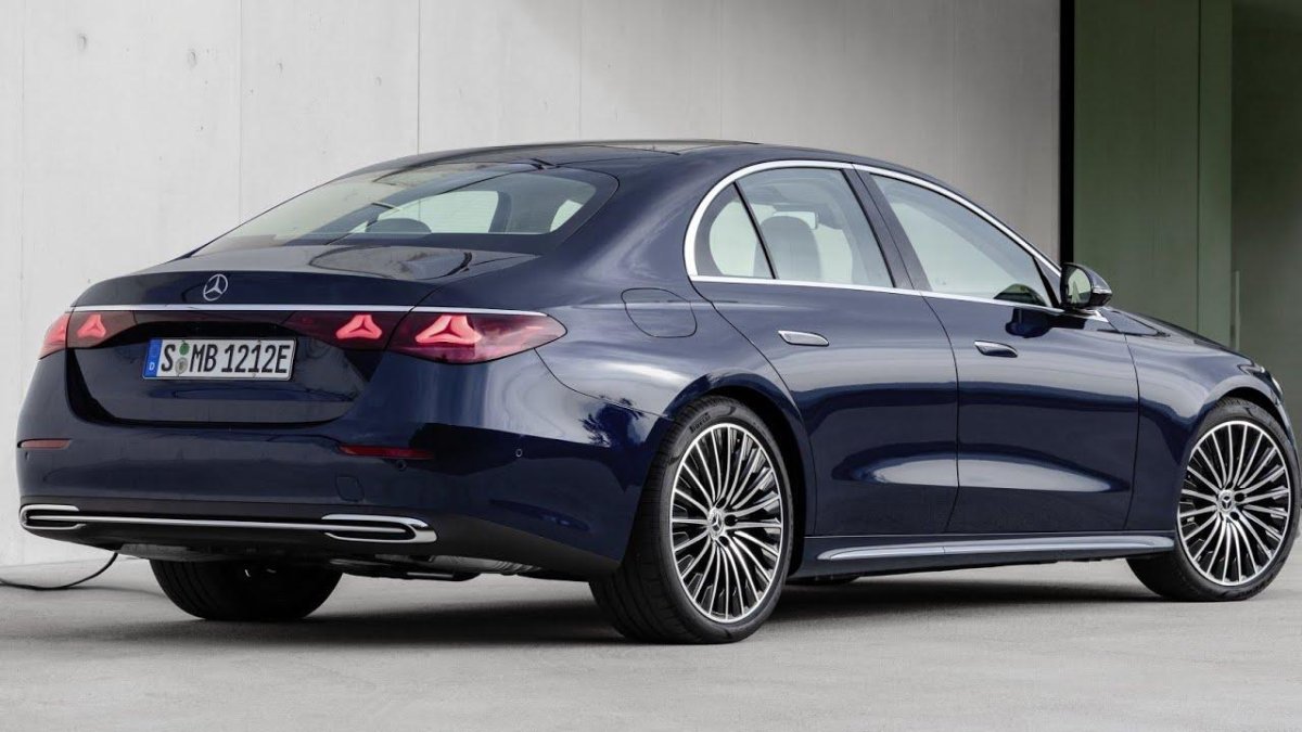 Mercedes Benz e class 2024