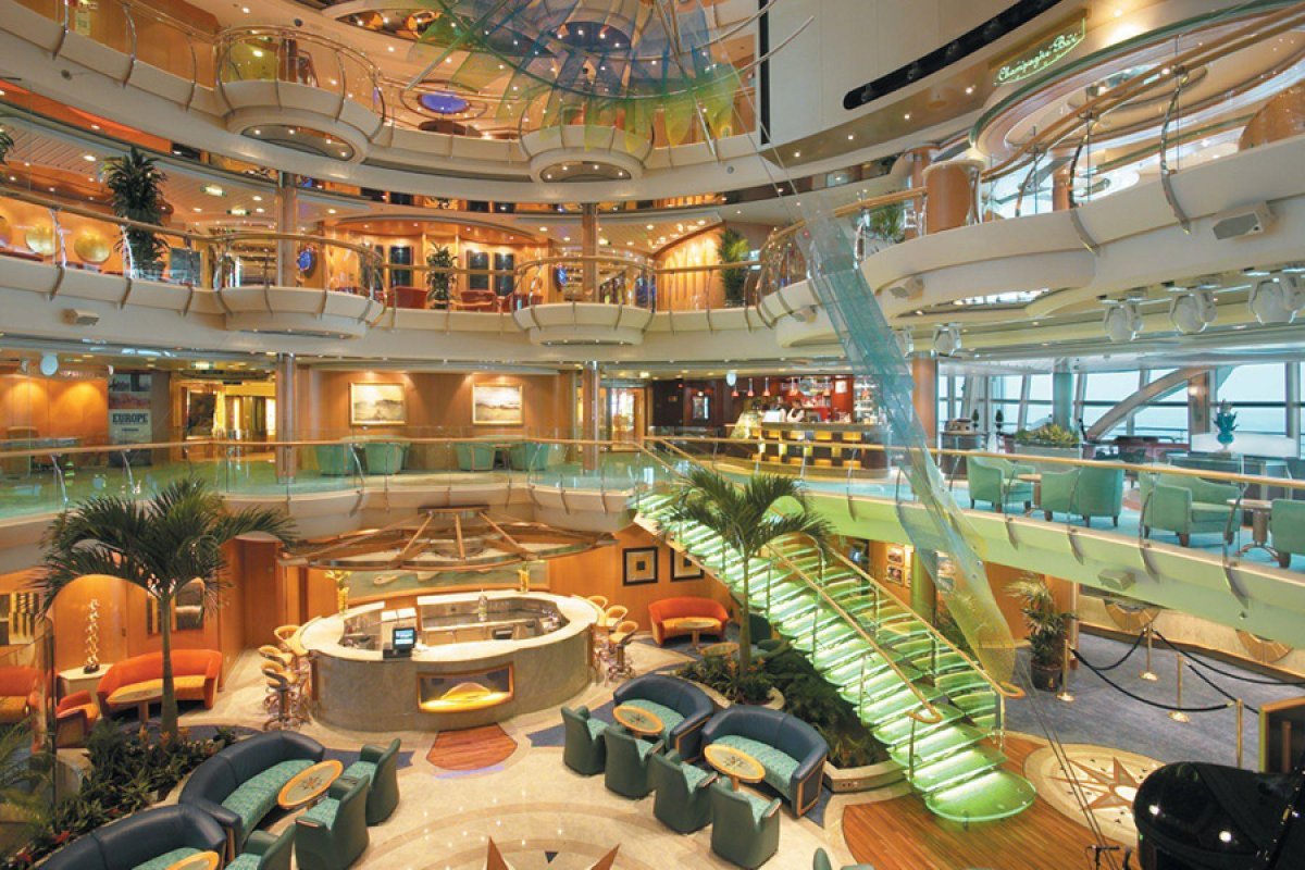 Serenade of the Seas лайнер