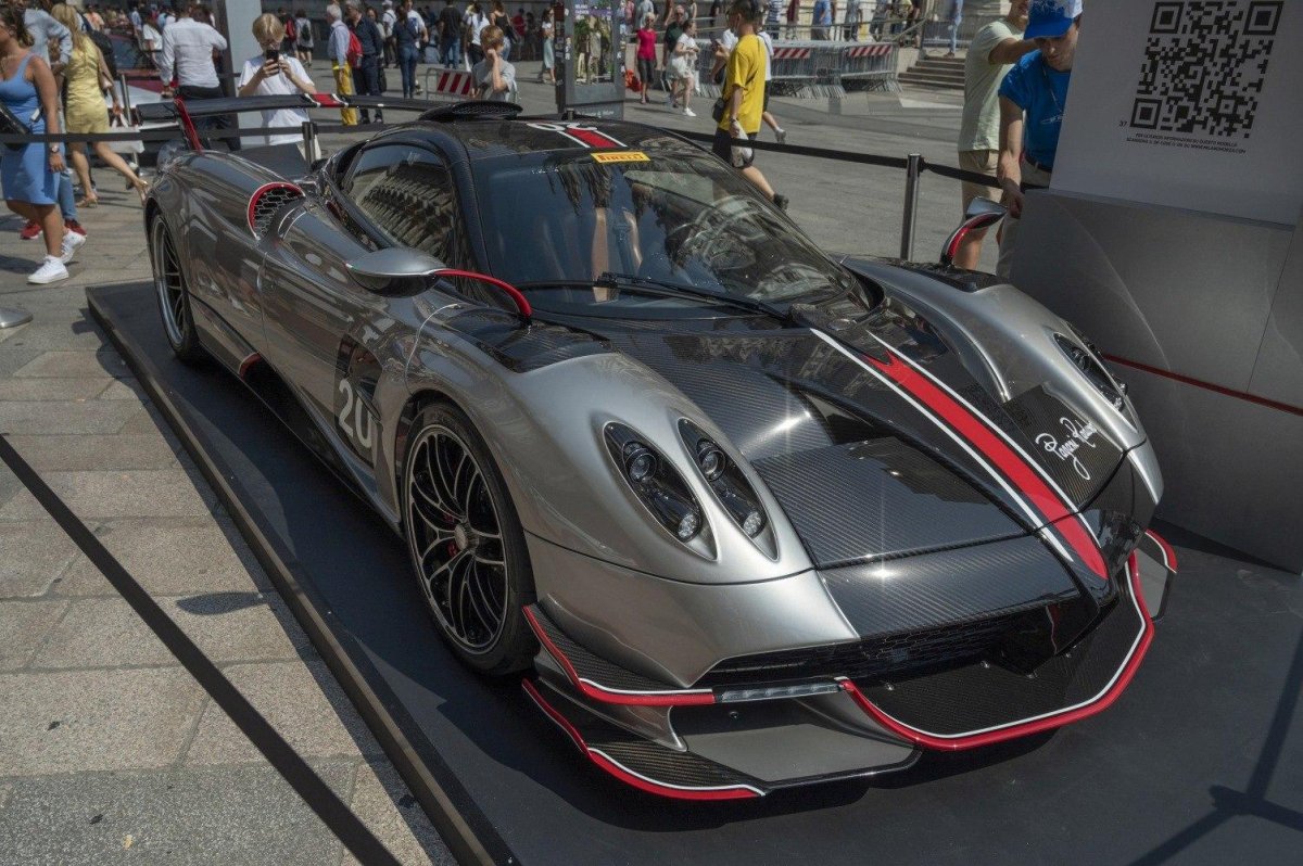 Pagani Huayra Roadster BC