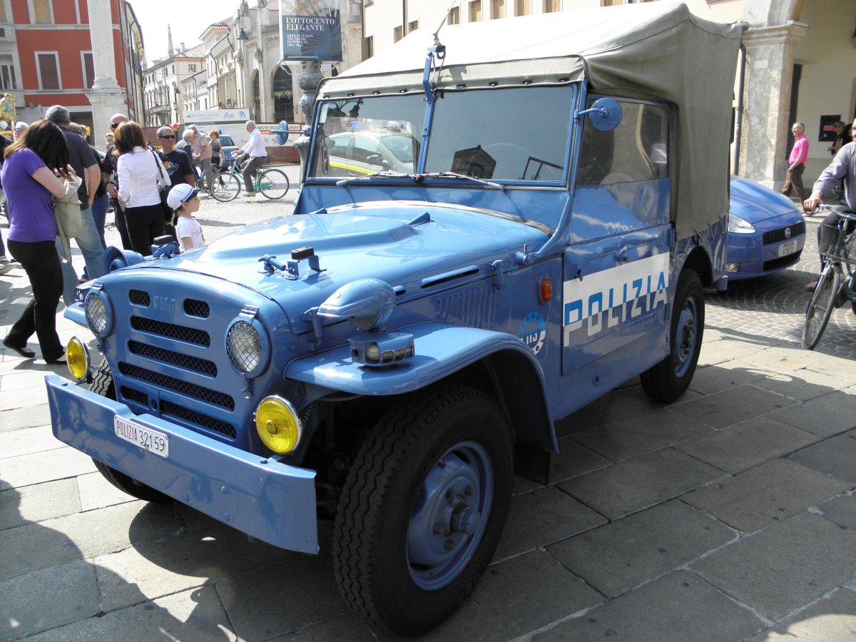 Fiat Campagnola полиция Италии
