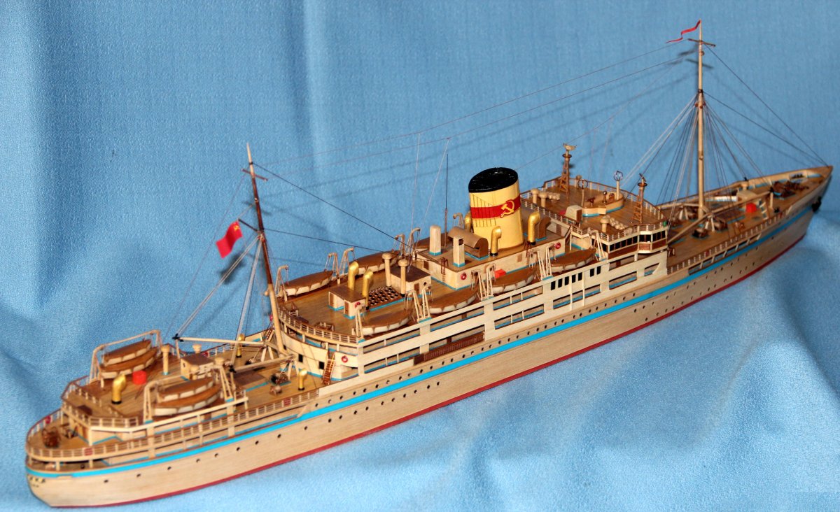 Турбоэлектроход Балтика