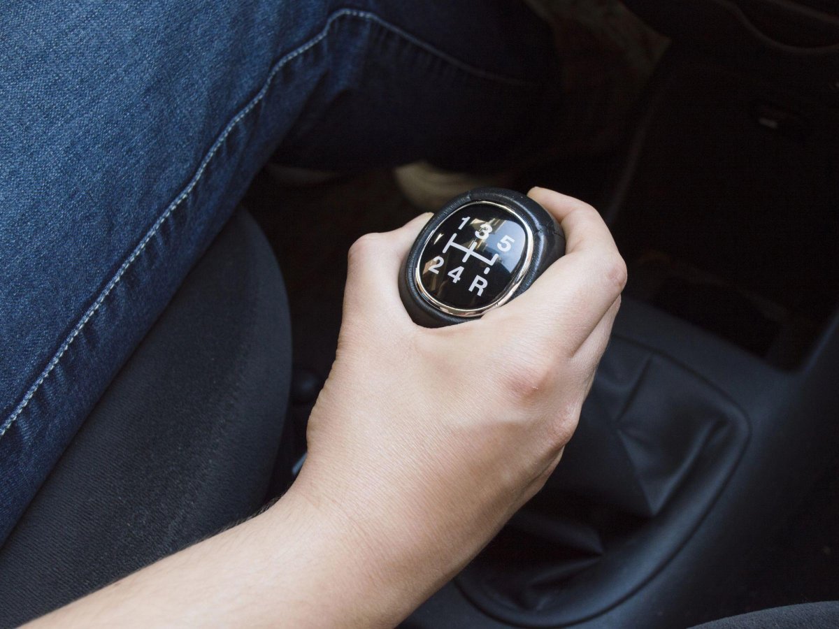 Ручная коробка передач рука