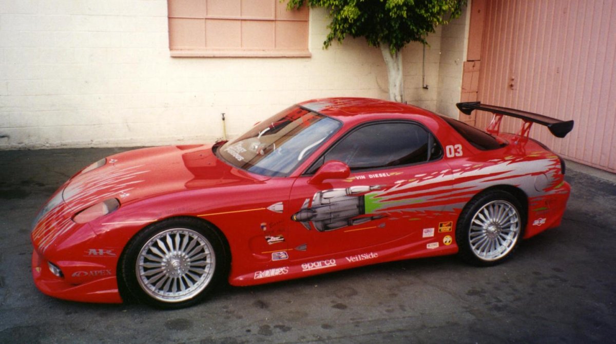 Mazda RX-7 Доминика