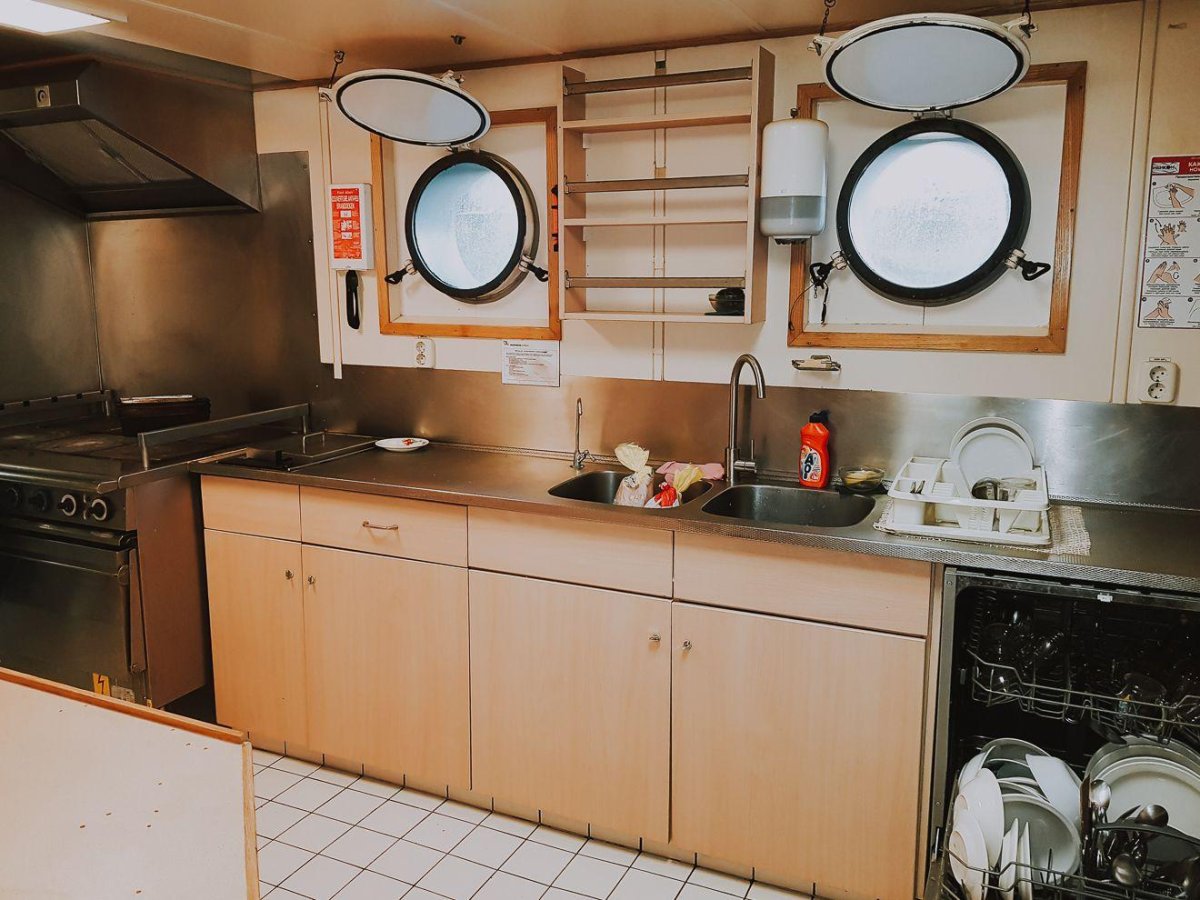 Камбуз 1998 бч6