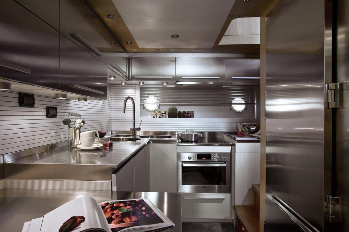 Камбуз на яхте