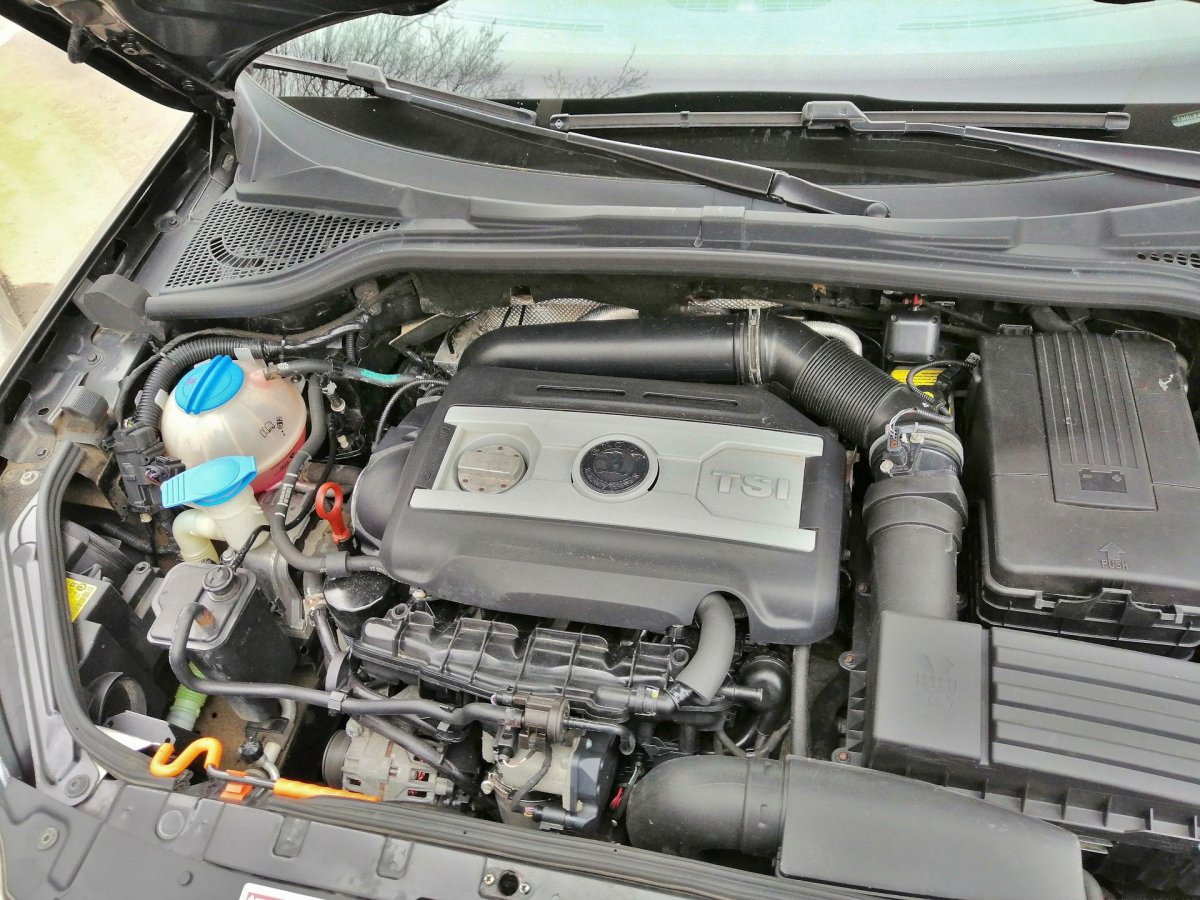 Шкода Yeti 1.8 мотор