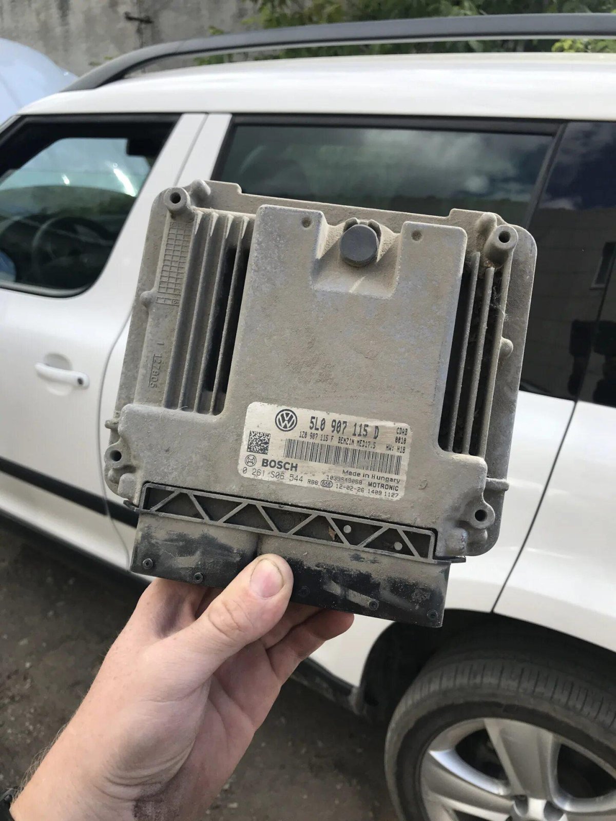 Шкода Йети блок ЭБУ