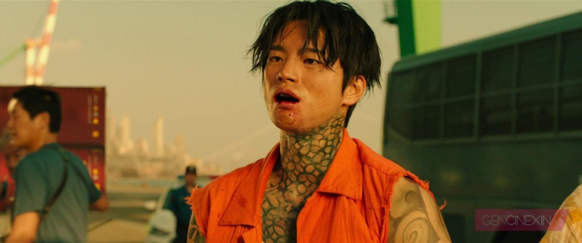 Корабль в Пусан фильм 2022 со ин Гук