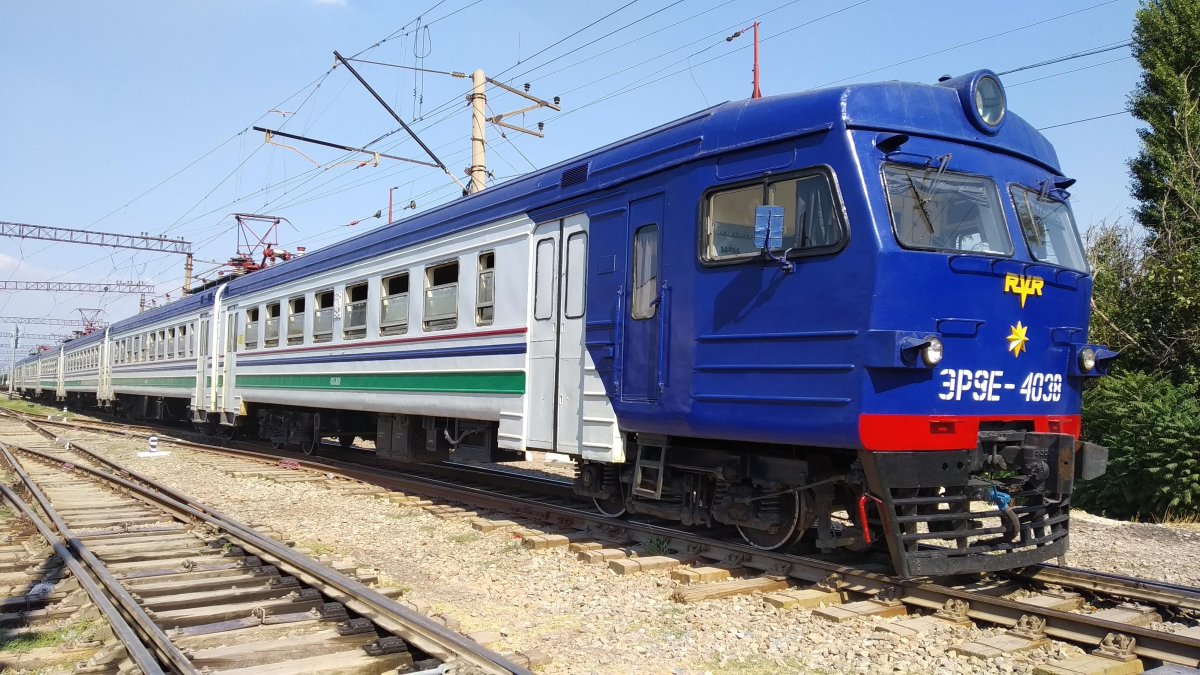 Электропоезд Ташкент