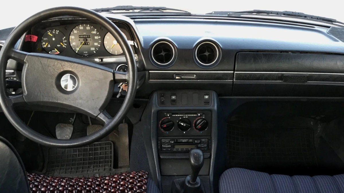 Торпедо Mercedes w123