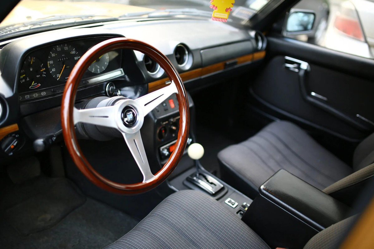 Руль Мерседес w123